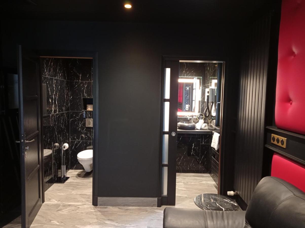 Hotel Et Spa Le Lion D'Or Pont-Évêque Eksteriør billede